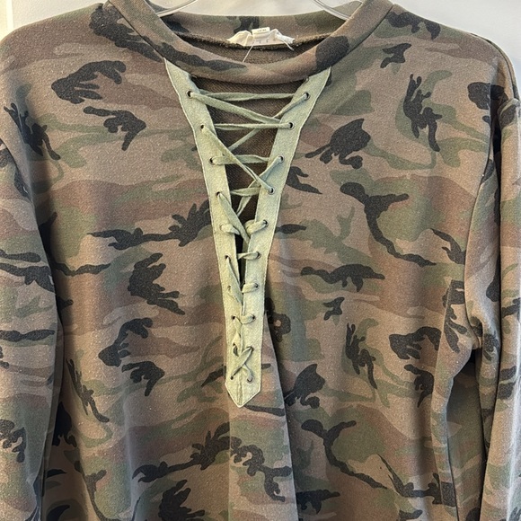 Camouflage army lace up sweatshirt large green black brown - Picture 2 of 3